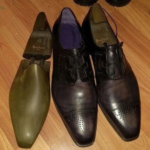Mens shoes